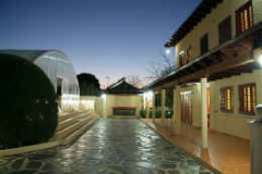 fachada-noche3